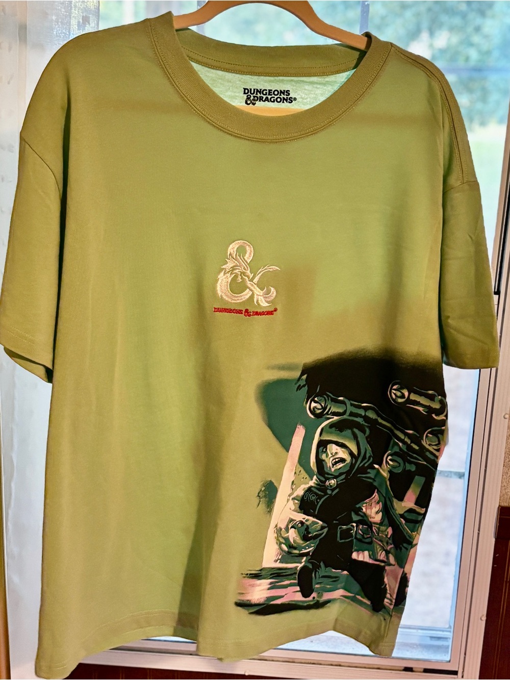 NWT Dungeons & Dragons Wraparound Graphic Tee XL Fantasy Gamer Shirt